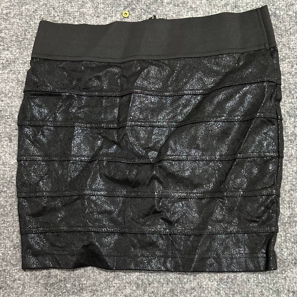 G by Guess Skirt Womens Size M Black Metallic Shimmer Tiered Mini RP04B100100